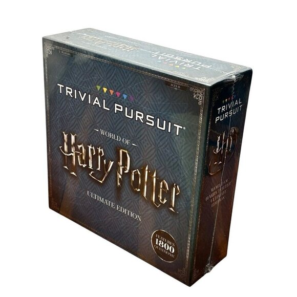 Harry Potter World Of Harry Potter Trivial Pursuit Ultimate Edition NEW USAOPOLY - Picture 2 of 7